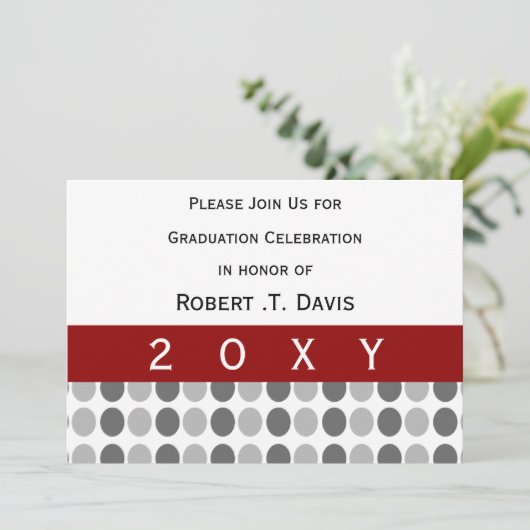 Uitnodiging voor rode Graduation (Staand voorkant)