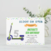 Uitnodiging voor scooter verjaardagsfeestje (Staand voorkant)