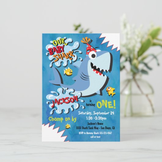uitnodiging voor Shark Baby Birthday Party (Staand voorkant)
