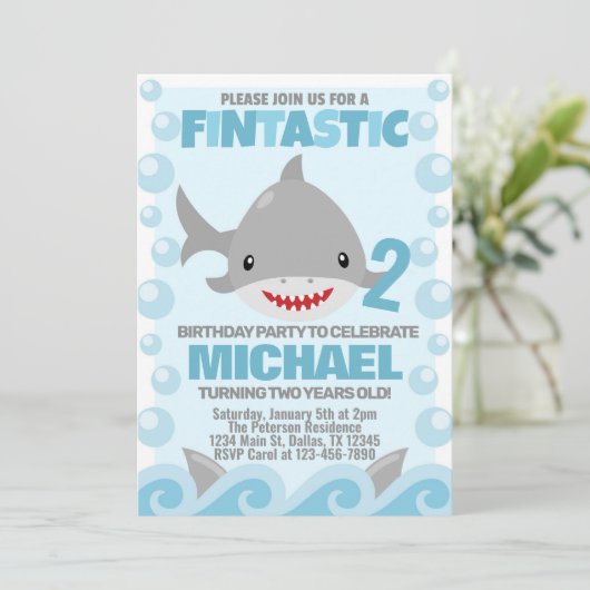 Uitnodiging voor Shark Birthday Party (Staand voorkant)