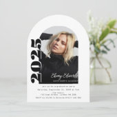 Uitnodiging voor trendy boogfoto-Afstuderen (Staand voorkant)