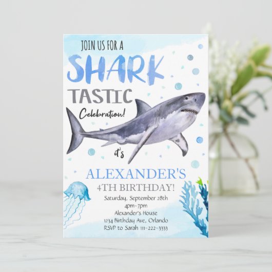 Uitnodiging voor verjaardag van haai, uitnodiging  (Staand voorkant)