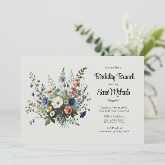 Uitnodiging voor verjaardagsbrunch met bosbloemenb (Staand voorkant)