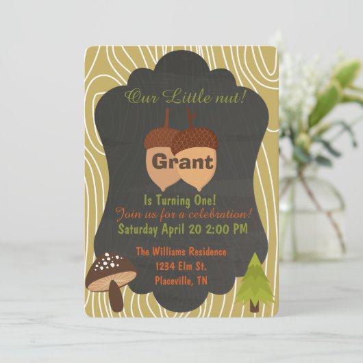 Uitnodiging voor verjaardagsfeest van Cute Nut Woo (Staand voorkant)