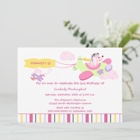 Uitnodiging voor verjaardagsfeestdag voor vliegend (Staand voorkant)