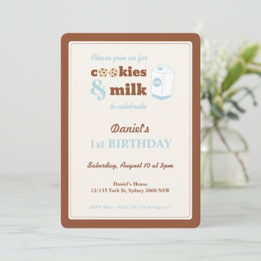 Uitnodiging voor verjaardagsfeestje met koekjes en (Staand voorkant)