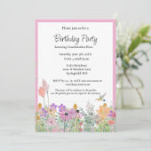 Uitnodiging voor verjaardagsfeestje met roze wilde (Staand voorkant)