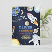 Uitnodiging voor verjaardagsfeestje van jongen in  (Staand voorkant)