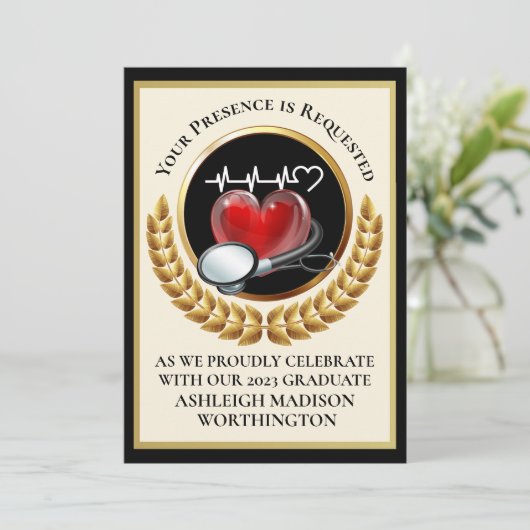 Uitnodiging voor verpleegkundigen / Afstuderen voo (Staand voorkant)