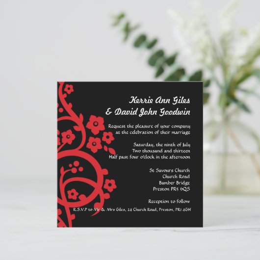 Uitnodiging voor zwarte en rode bruiloft (Staand voorkant)