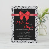 Uitnodiging voor zwarte en rode bruiloft (Staand voorkant)