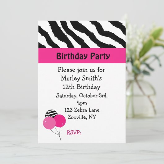 Uitnodiging voor zwarte en roze Zebra (Staand voorkant)