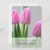 Uitnodigingen tot graduatie van  roze tulpen. (Achterkant)