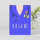 Uitnodigingen tot urse gradatie Blauwe Scrub Boven (Staand voorkant)