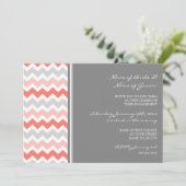 Uitnodigingen van Coral Gray Chevron Engagement Pa (Staand voorkant)