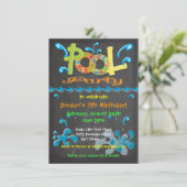 Uitnodigingen van de Colorful Chalkboard Pool Part (Staand voorkant)