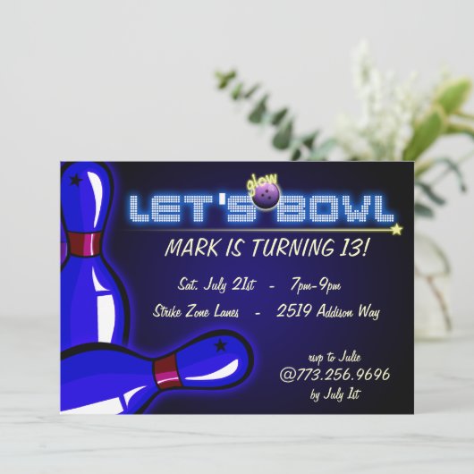 Uitnodigingen van de Cosmic Glow Bowling-partij (Staand voorkant)