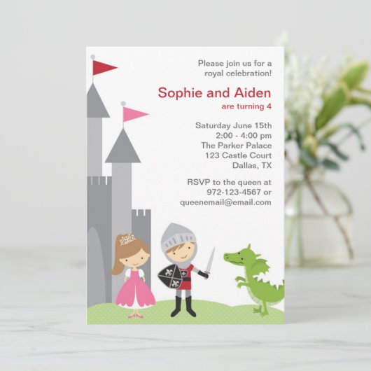 Uitnodigingen van prinses en Knight Birthday (Staand voorkant)