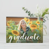 Uitnodigingen van Trendy Script Photo Graduation P (Staand voorkant)