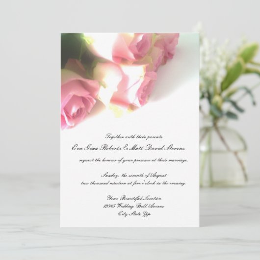Uitnodigingen voor de bruiloft van roze roze rozen (Staand voorkant)