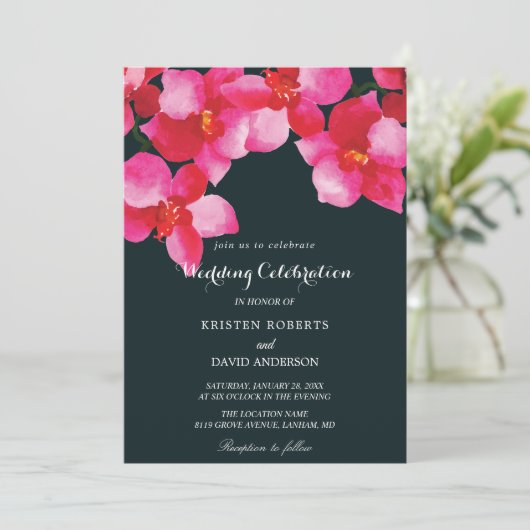 uitnodigingen voor fuschia floral en zwarte bruilo (Staand voorkant)