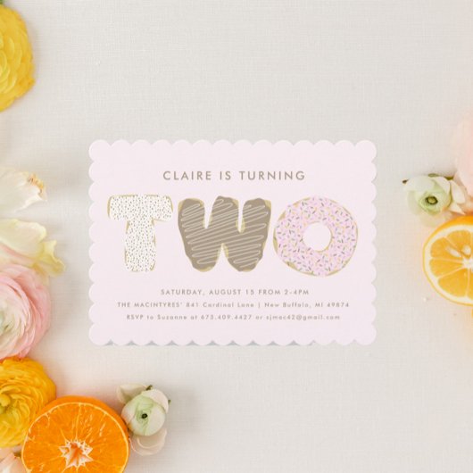 Uitnodigingen voor het tweede verjaardagsfeest Don