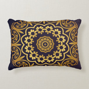 uitnodigingskaart met Mandala patroon. Deco Accent Kussen