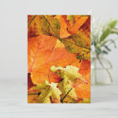 Uitnodigingskaart voor herfstbladeren. kaart (Staand voorkant)