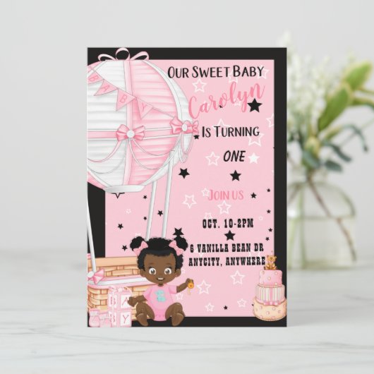 Uitnodigingskaart voor verjaardagsfeestje 'Up Up & (Staand voorkant)