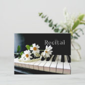 Uitnodigingspaarzen en bloemen in de Piano-overweg Kaart (Staand voorkant)