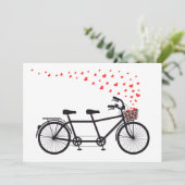 Uitnodigingtandem fiets met rood hart kaart (Staand voorkant)