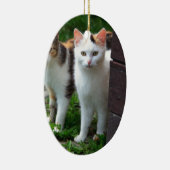 Uitspelen van katten keramisch ornament (Rechts)