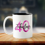 Uitstekend 40e | Moderne Elegante Hot Pink Verjaar Tweekleurige Koffiemok<br><div class="desc">Vier uw fantastische chique 40e verjaardag met deze moderne,  elegante mok met penseelhandbelettering en een roze/zwart ontwerp. De kleur van het interieur kan hieronder worden gewijzigd. Een deel van het "Fabulous 40th" collectie.</div>
