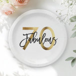 Uitstekend 70e | Moderne Elegante Chic Gouden Verj Papieren Bordje<br><div class="desc">Vier uw fantastische chique 70e verjaardagsfeest met deze moderne,  elegante cocktailparty-borden met penseelhandbelettering en faux gold / black-ontwerp. Het is onderdeel van het ‘70ste collectie’.</div>