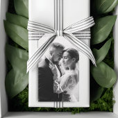 Uitstekende chique minimalistische zwart-witte Ini Cadeaulabel