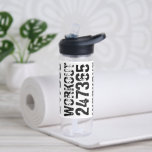 Uitstekende en gekraste tekst Werkout 247365 bijte Waterfles<br><div class="desc">Uitstekende tekst Werkout 247365 roestvast in zwarte kleur met witte achtergrond. Ideaal voor iedereen die optilt,  fitness,  training,  bodybuilding en naar de gym gaat.</div>