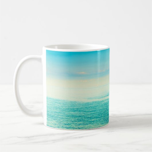 Uitstekende kleuren van de Middellandse Zee. Itali Koffiemok (Links)