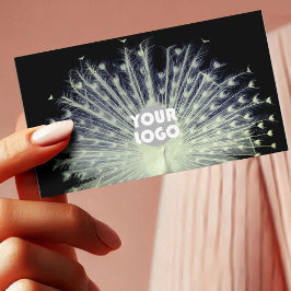 Uitstekende Prachtige Pauw Foto Logo op Zwart Visitekaartje