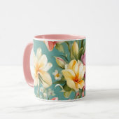 Uitstekende roze, gele Magnolia met witte bloemen Mok (Voorkant links)