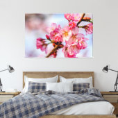 Uitstekende schoonheid van roze Sakura-bloemen in  Canvas Afdruk (Insitu (Slaapkamer))
