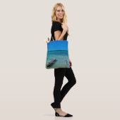 Uitstekingskano in de Shallow Ocean Tote Bag (Op model)