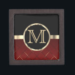 Uitvoerend monogram | Zwart en Rood Premium Bewaar Doosje<br><div class="desc">Verzorgingsgeschenkdoos. Cadeaudoos klaar voor u om te personaliseren. 📌Als u meer aanpassingen nodig hebt, klikt u op de knop "Klik om verder aan te passen" of "Ontwerp aanpassen of bewerken" en gebruikt u onze ontwerptool om de grootte te wijzigen, te roteren, tekstkleur te wijzigen, tekst toe te voegen en nog...</div>