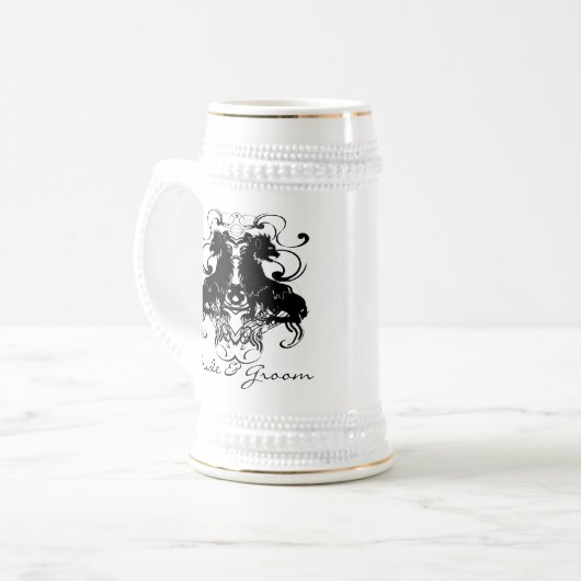 Uitwerking van  leeuwen met wervelkolommen bierpul (Voorkant links)