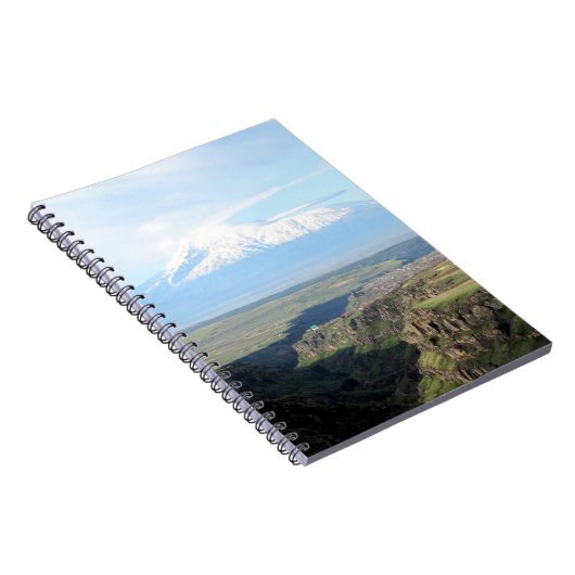 Uitzicht aan de Armeense kant van de berg Notitieboek (Rechterzijde)