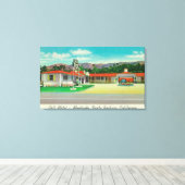 Uitzicht aan de buitenkant van de Golf van Motel, Canvas Afdruk (Insitu (Houten vloer))