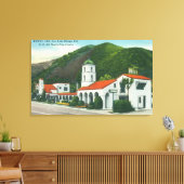 Uitzicht aan de buitenkant van de Motel Inn Canvas Afdruk (Insitu (Woonkamer))