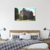Uitzicht aan de buitenkant van Judd Hall, Wesleyan Canvas Afdruk (Insitu (Slaapkamer))