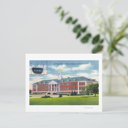 Uitzicht aan de buitenkant van Sint-Bernardine van Briefkaart (Staand voorkant)