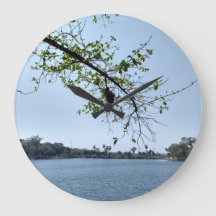 uitzicht aan de zijkant van het meer