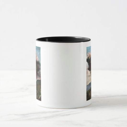 Uitzicht bosbrand in bergen mok (Midden)